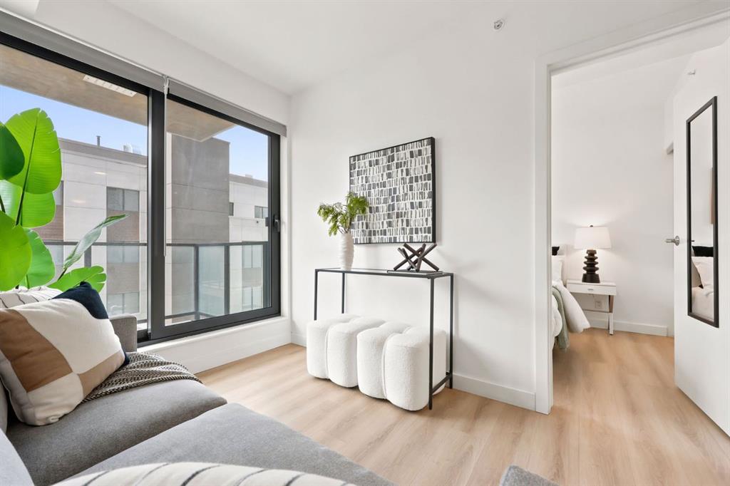 123 4 Street #311 photo 4