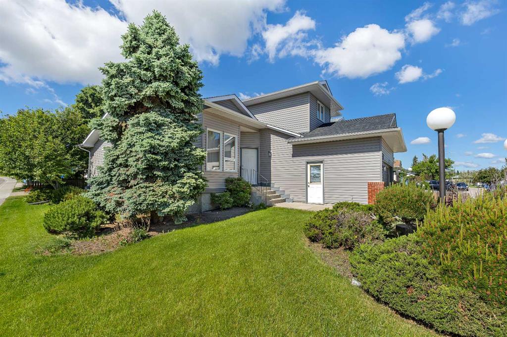 83 Sanderling Road NW photo 5