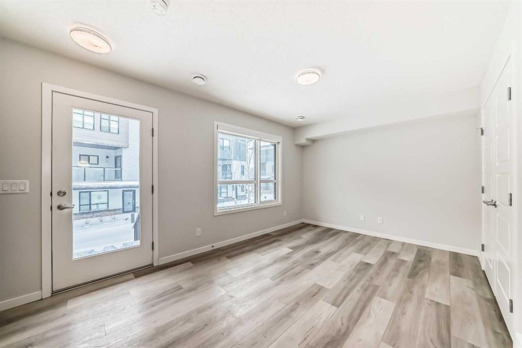 42 Cranbrook Gardens SE #136 photo 4