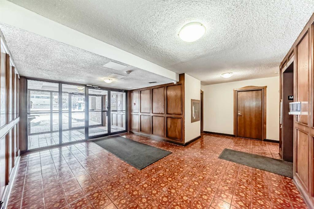 330 15 Avenue SW #603 photo 3