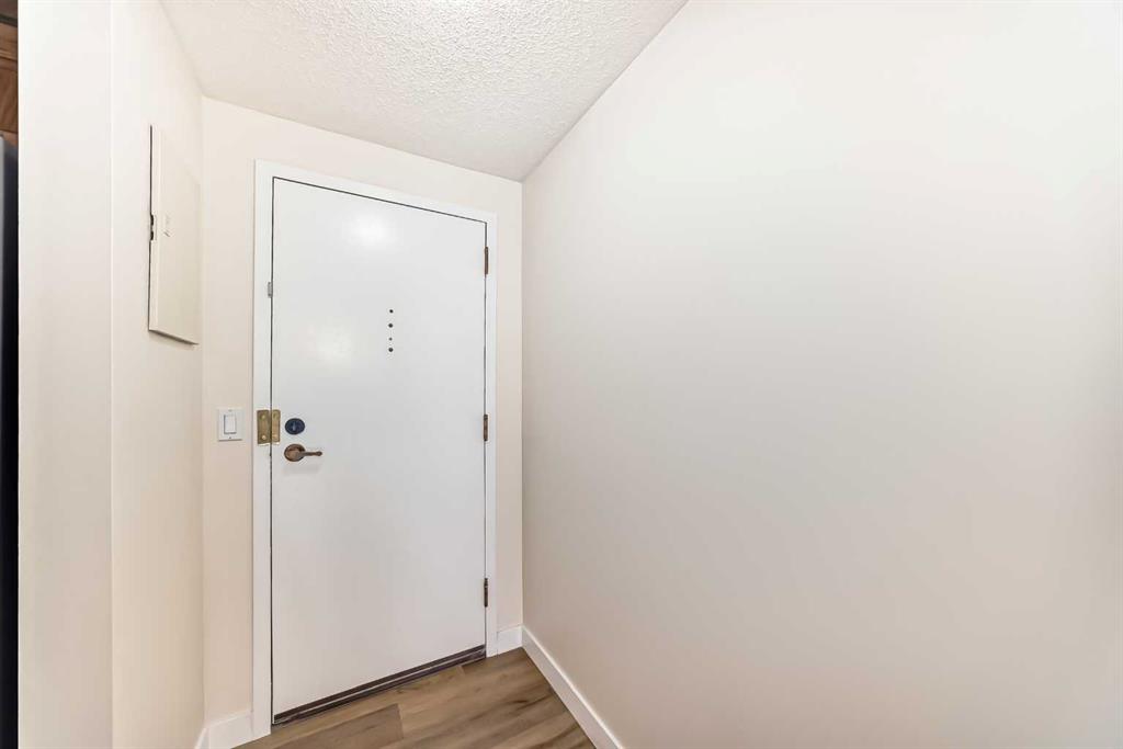 330 15 Avenue SW #603 photo 5