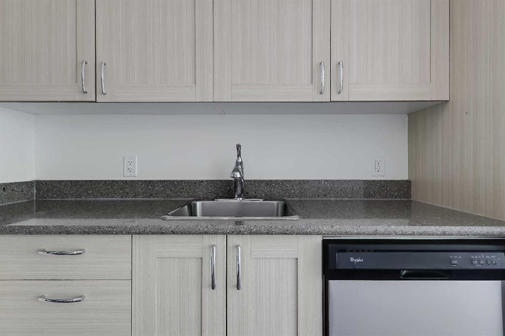 10 Brentwood Common NW #1207 photo 3