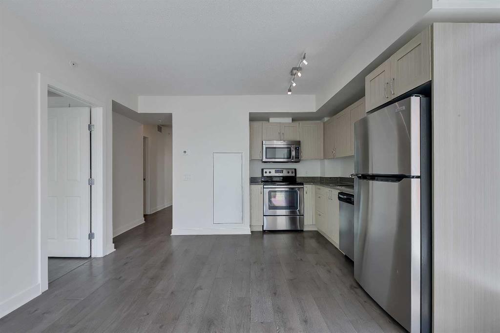10 Brentwood Common NW #1207 photo 5