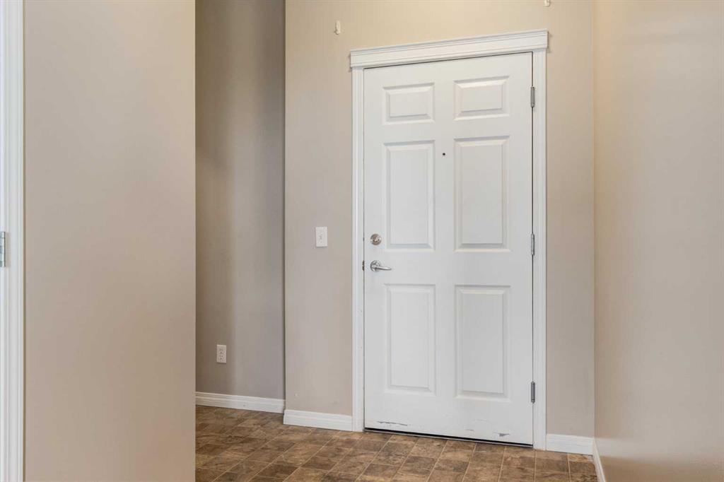 1727 54 Street SE #436 photo 3