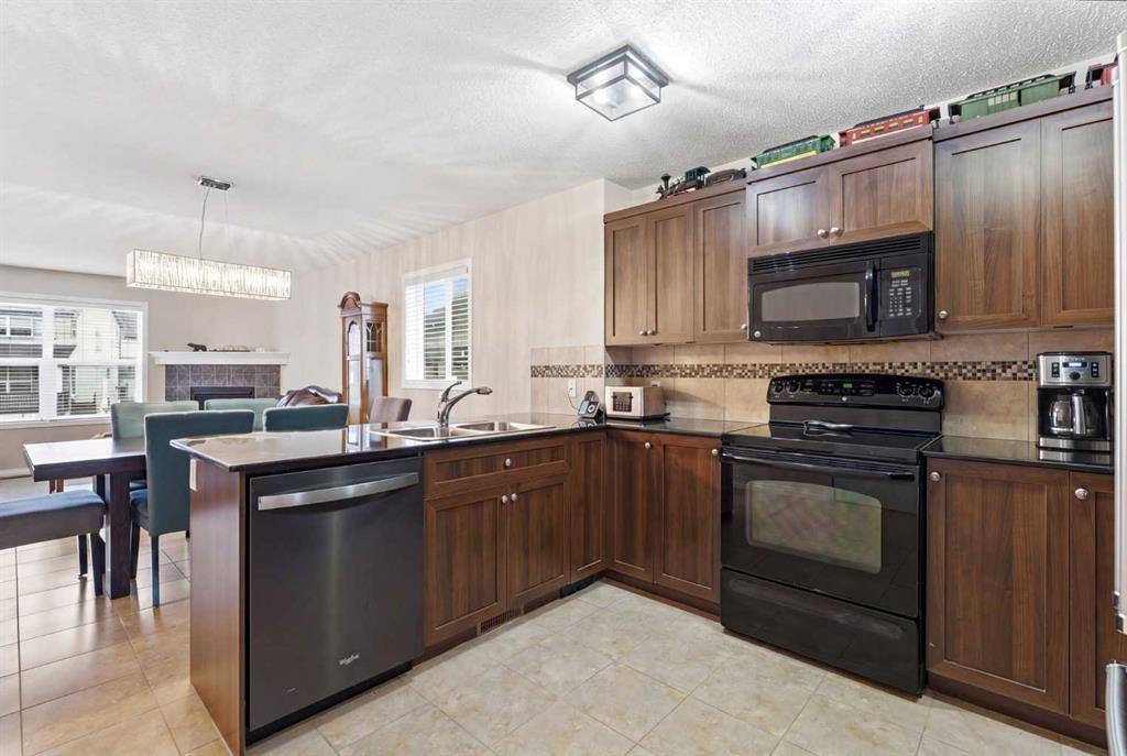 107 Skyview Springs Manor NE photo 4