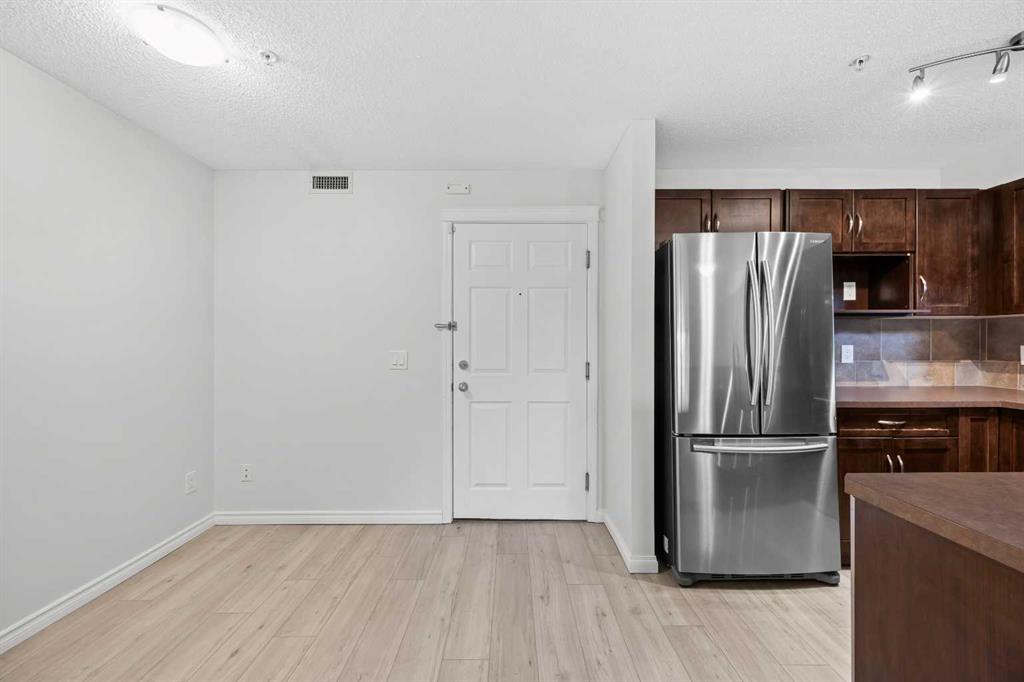 115 Prestwick Villas SE #4113 photo 3