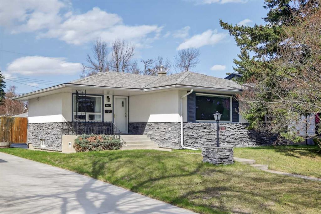 3112 34 Avenue SW photo 2