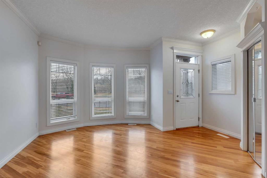 2834 Parkdale Boulevard NW photo 5