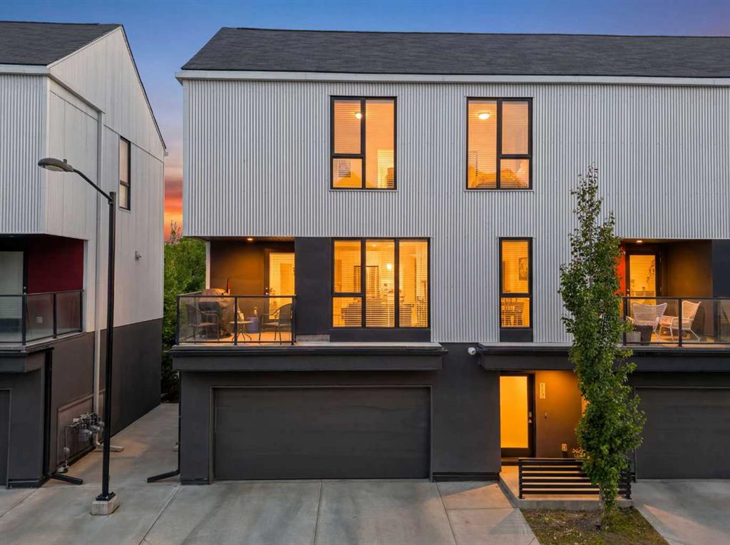 105 Bow Grove NW