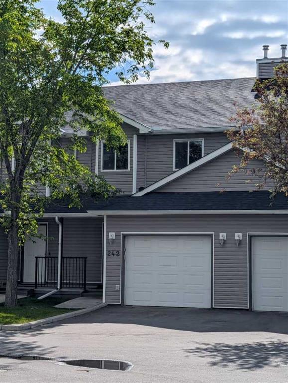 242 Taracove Place NE