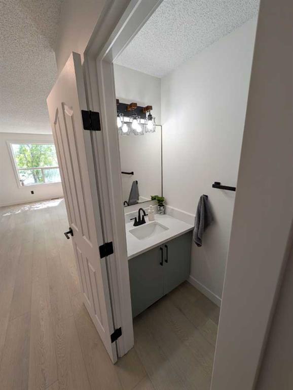 242 Taracove Place NE photo 3