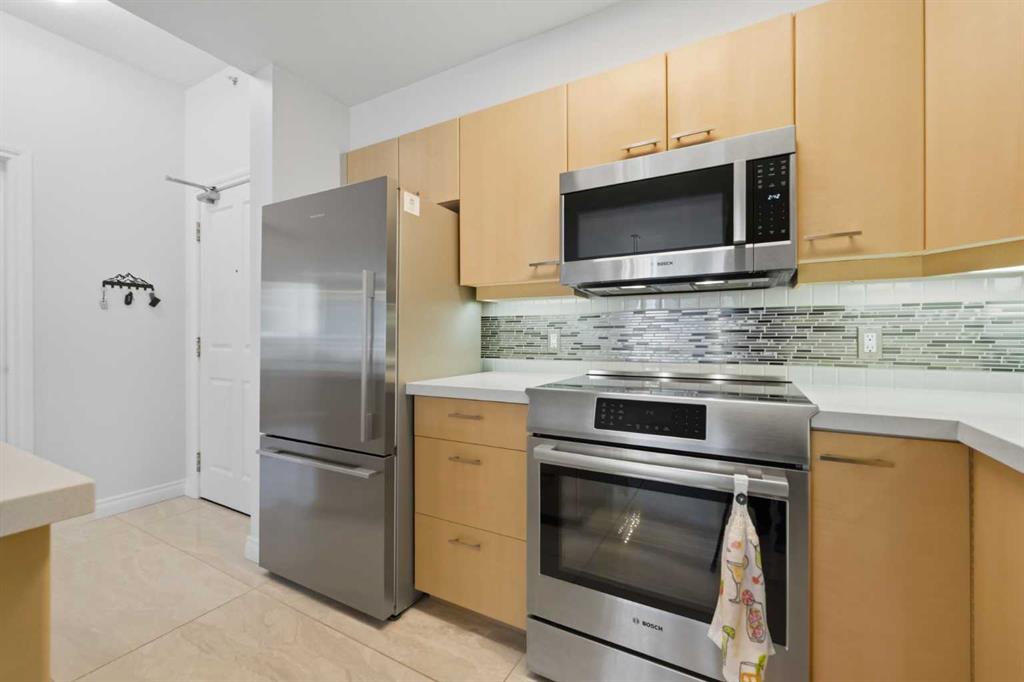 804 3 Avenue SW #1408 photo 3