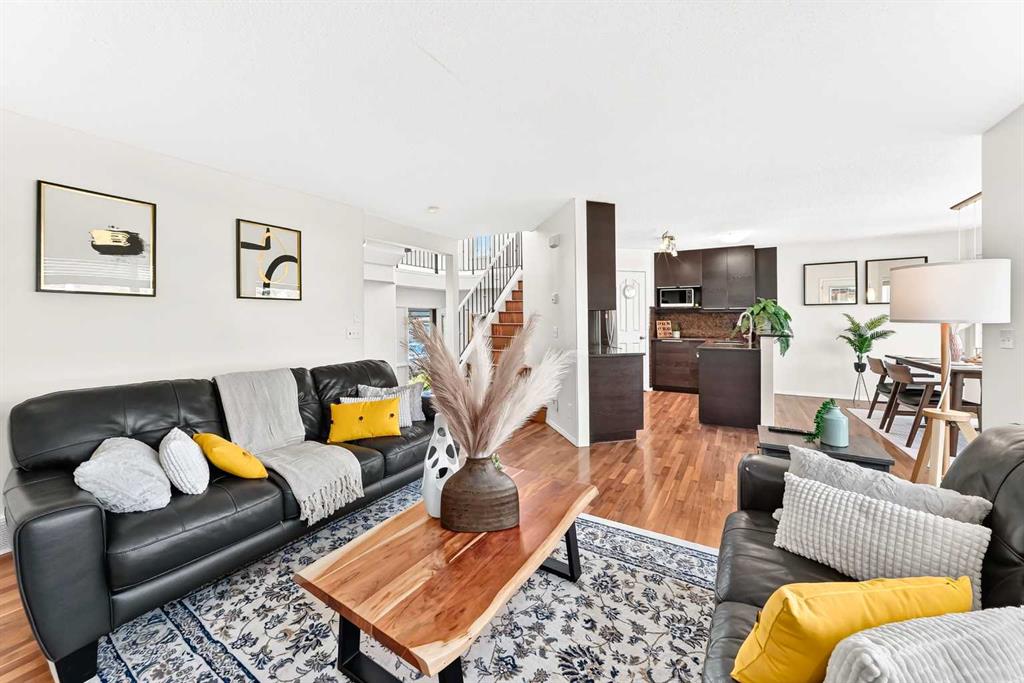 50 Royal Birch Terrace NW photo 3