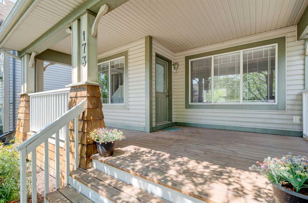 173 Copperfield Gardens SE photo 3