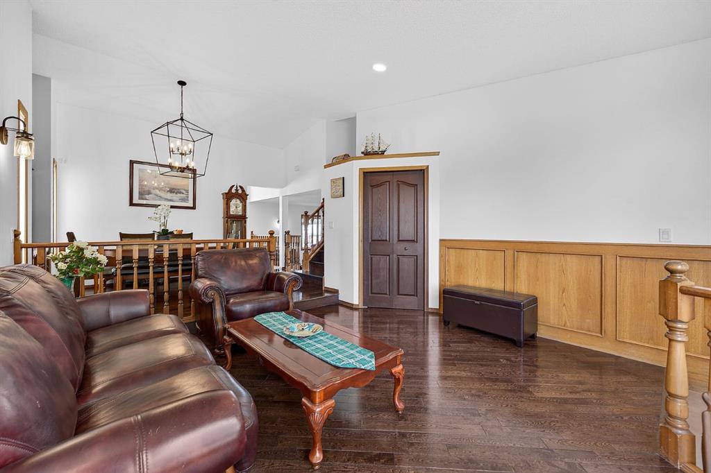 70 Pasadena Gardens NE photo 5