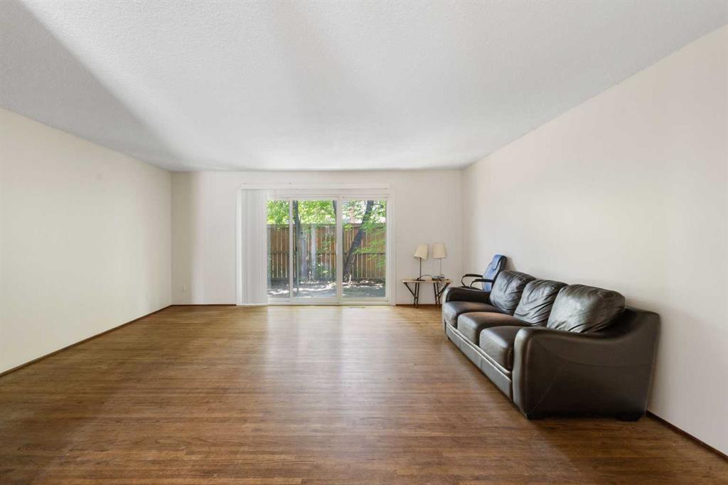 1305 Glenmore Trail SW #303 photo 2