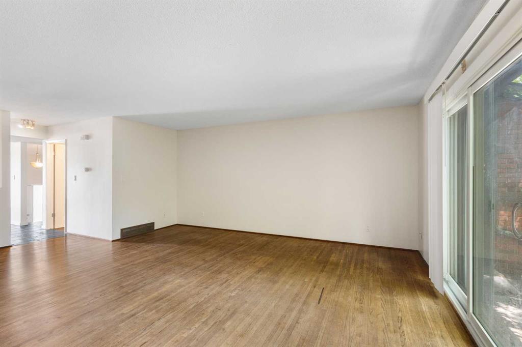 1305 Glenmore Trail SW #303 photo 4