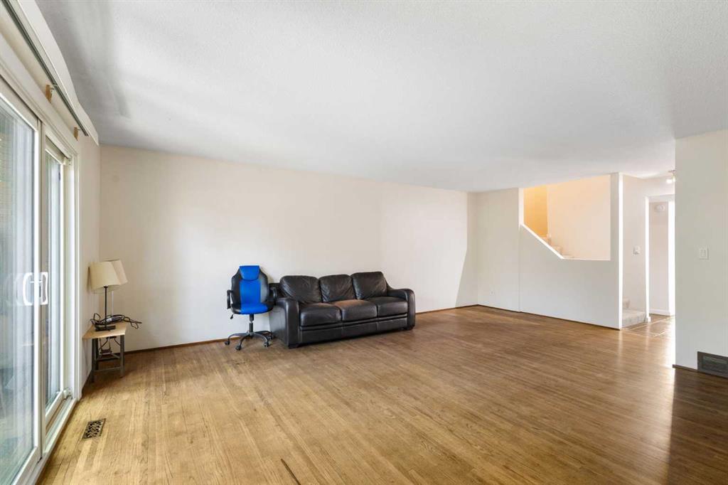 1305 Glenmore Trail SW #303 photo 5