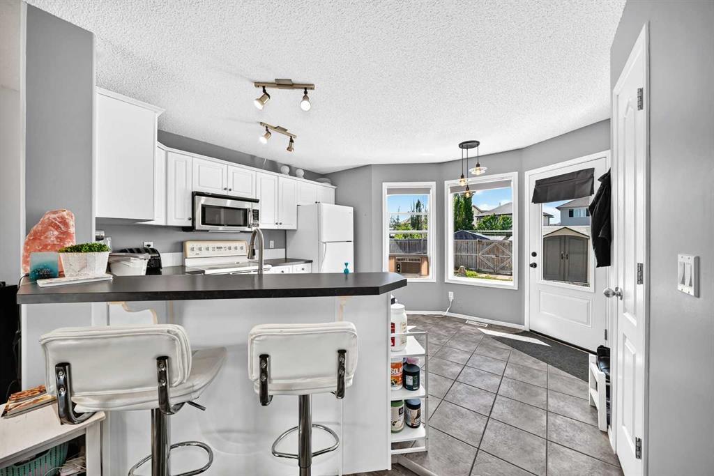 127 Cramond Place SE photo 3