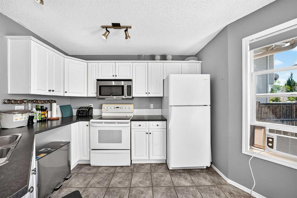 127 Cramond Place SE photo 5