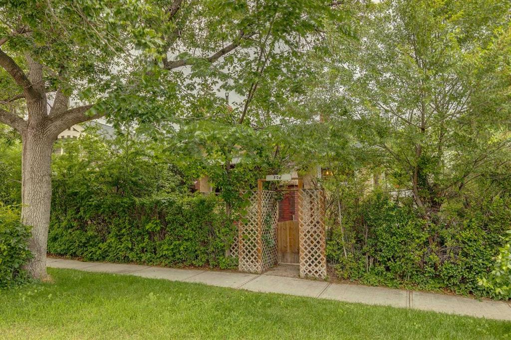 506 38 Avenue SW photo 2