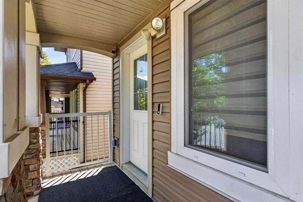418 Evansdale Way NW photo 2