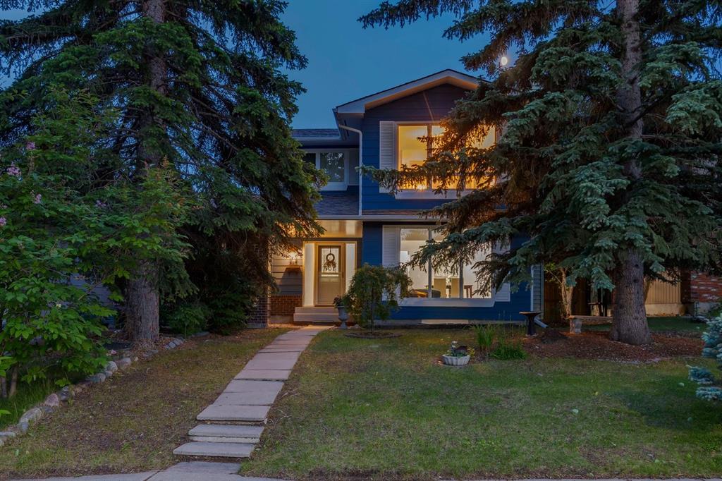 384 Midvalley Drive SE