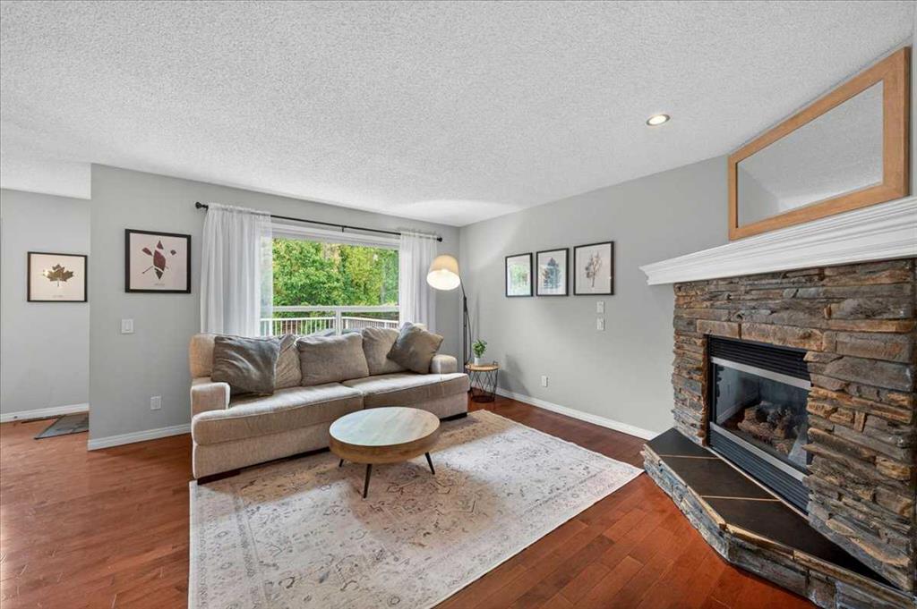 132 Tuscany Meadows Common NW photo 4
