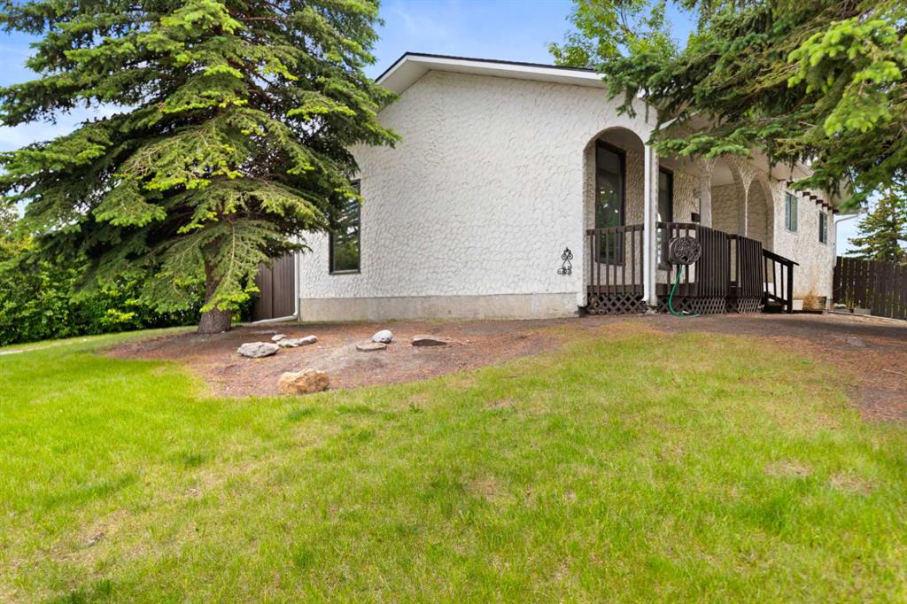 6756 Huntchester Road NE photo 4