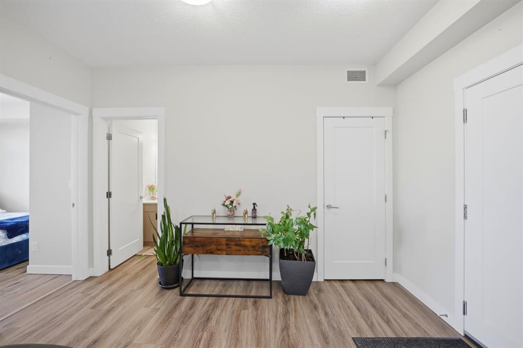 400 Auburn Meadows Common SE #213 photo 5