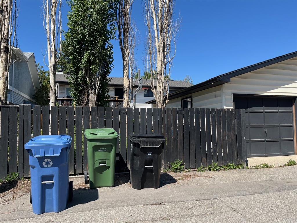 224 Whitewood Place NE photo 2
