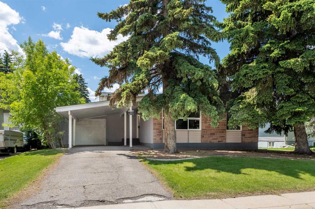77 Winslow Crescent SW photo 2